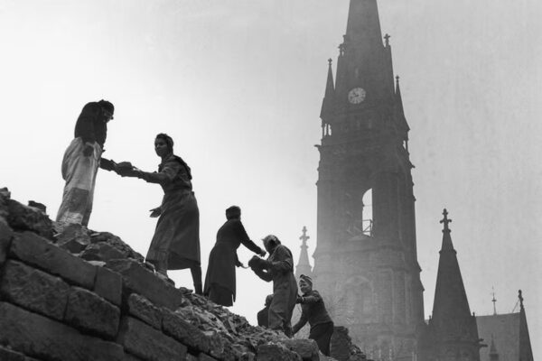The Home Front in Nazi Germany: Everyday Life Under Allied Bombing