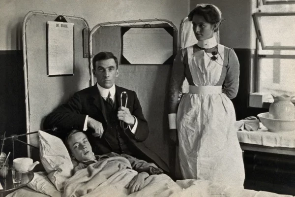 The 1918 Flu and Women Nurses: Diaries and Letters from the Frontlines