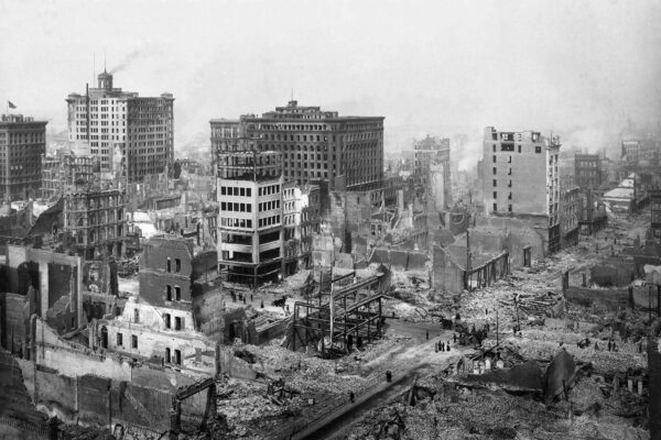 The 1906 San Francisco Earthquake: Eyewitness Accounts and Newspaper Reports