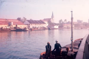 Everyday Life in Dar es Salaam in the 1960s: A City in Transition